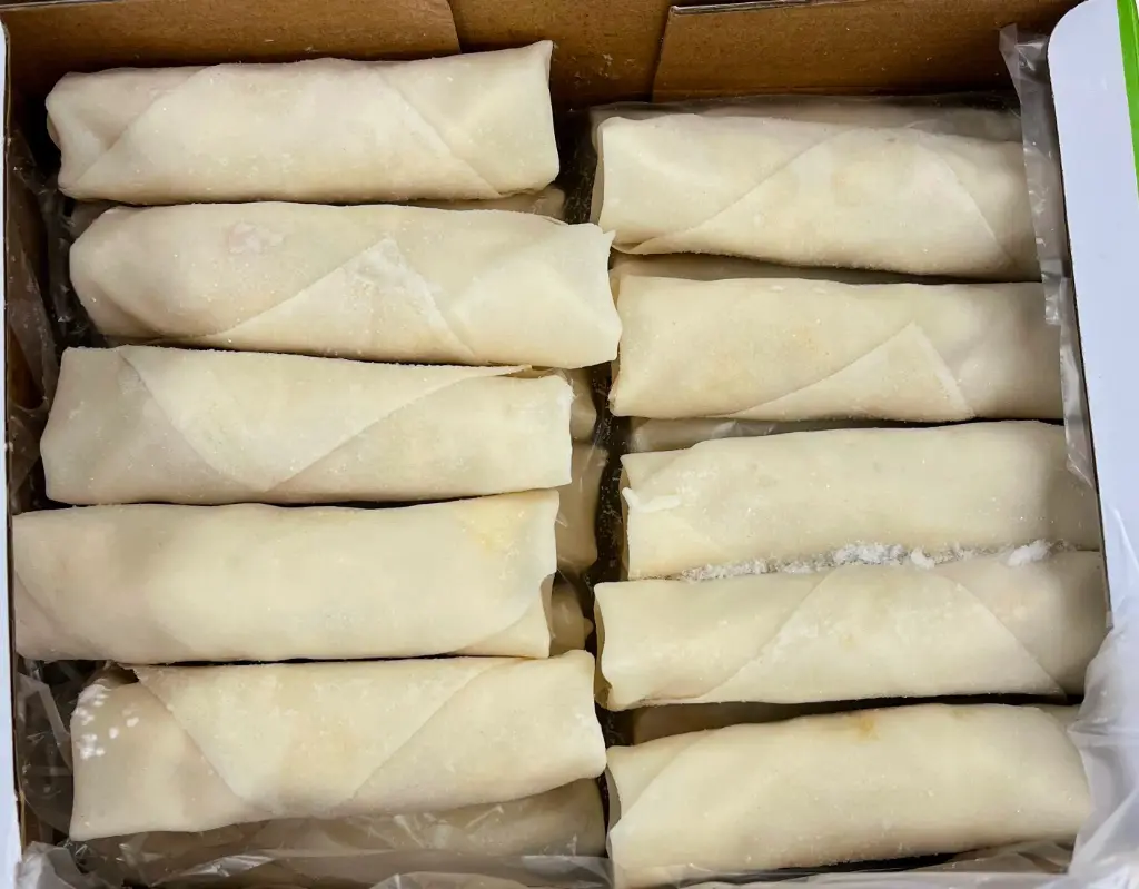 Vegetable Spring Rolls (cooked)