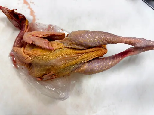 Mature Chicken with Giblets (7.31lb)